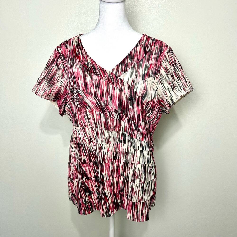 TanJay Petites PM Blouse Women’s Short Sleeve V Neck Ruffle Print Top